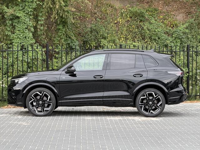 Volkswagen TIGUAN 1.5 eHybrid R-Line | Leer | H&K | Trekhaak | HUD