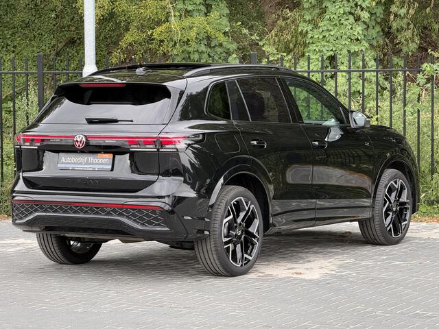 Volkswagen TIGUAN 1.5 eHybrid R-Line | Leer | H&K | Trekhaak | HUD