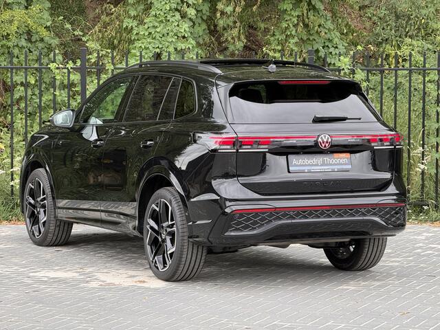 Volkswagen TIGUAN 1.5 eHybrid R-Line | Leer | H&K | Trekhaak | HUD