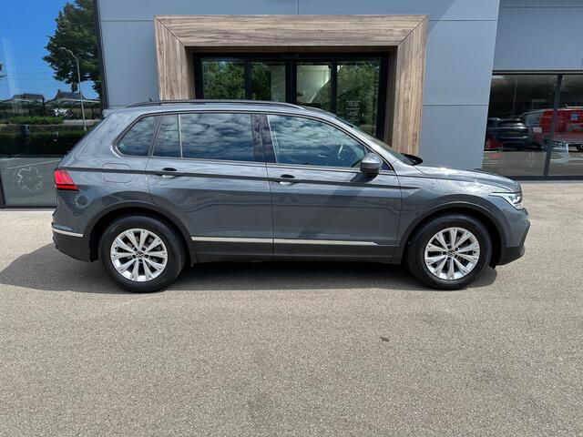 Volkswagen TIGUAN 1.5 TSI 150pk DSG Life | Camera | Trekhaak | Navi | Carplay | Rijklaar incl. garantie