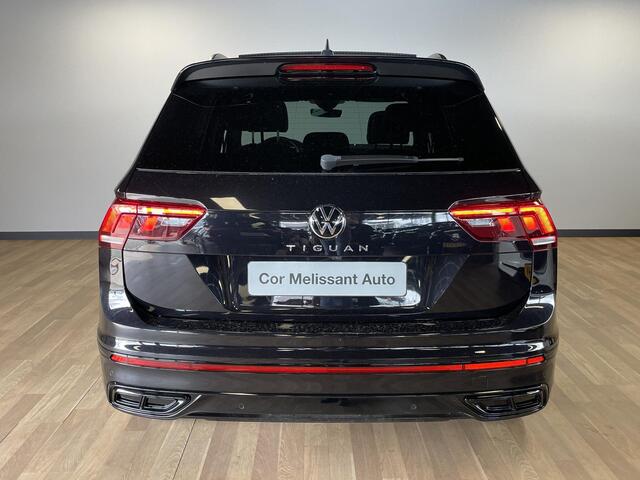 Volkswagen TIGUAN 1.5 TSI R-Line Business+ PANO/TREKHAAK/STUURVERWARMING/CARPLAY/LED