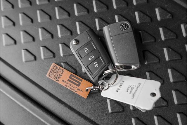 Volkswagen TIGUAN 1.4 TSI eHybrid R-Line Business Pano Keyless Camera 20"