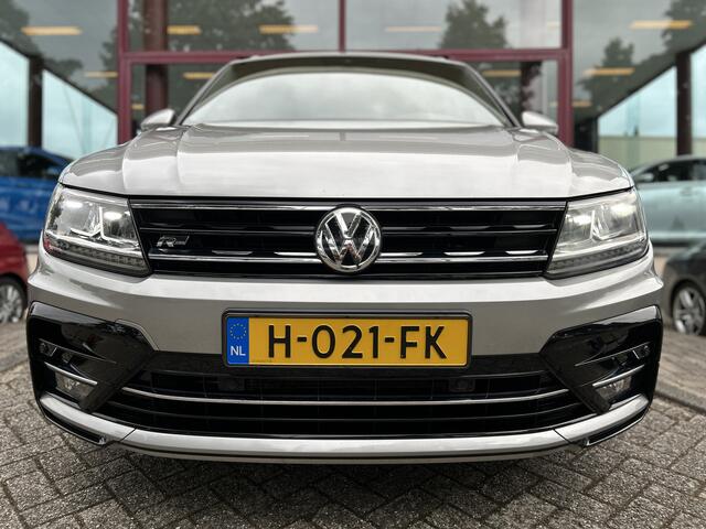 Volkswagen TIGUAN 1.5 TSI Comfortline Business | R-Line | Trekhaak | Leder bekleding | Carplay | LED |