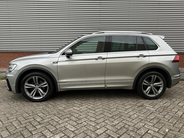 Volkswagen TIGUAN 1.5 TSI Comfortline Business | R-Line | Trekhaak | Leder bekleding | Carplay | LED |