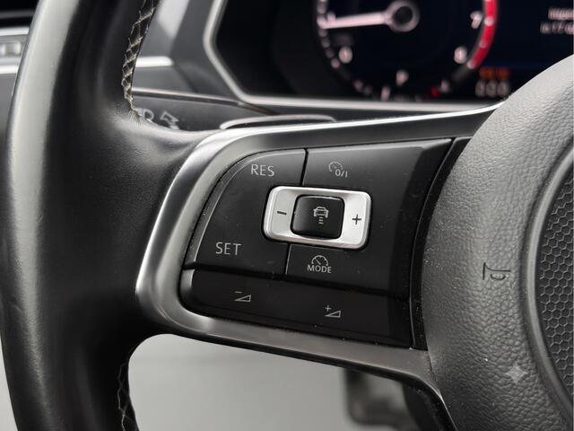 Volkswagen TIGUAN 2.0 TSI 4Motion Highline | R-Line | Panoramadak | Stoelverwarming | Adaptive Cruise Control |