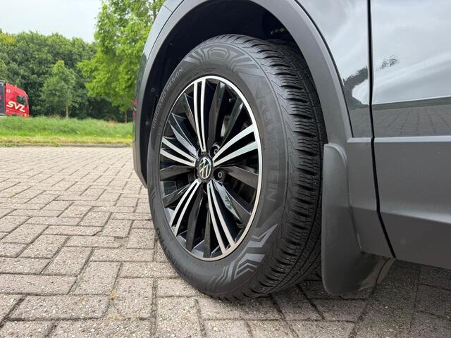 Volkswagen TIGUAN 1.5 TSI CAMERA/TREKHAAK/CARPLAY/STUURVERW