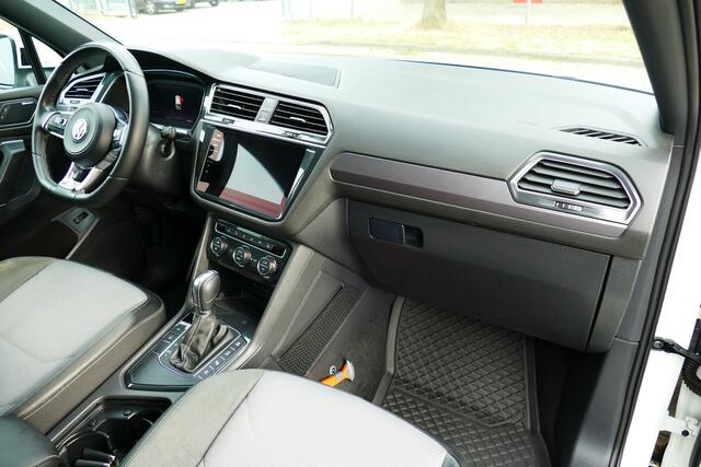 Volkswagen TIGUAN Allspace 1.5 TSI Highline Business R-Line 7-Pers. Panodak, 360 Camera, 20"LMV, StoelVerw, Haak 1800kg