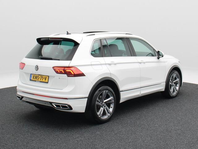 Volkswagen TIGUAN 1.4 TSi 245 Pk eHybrid R-Line Business+ | Stoelverwarming | Panoramadak | Adaptive Cruise | IQ Light | 360 Camera | CarPlay | 19 Inch | 53.647 Km !!