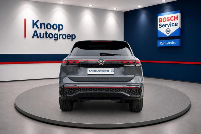 Volkswagen TIGUAN 1.5 eHybrid R-Line | Nieuw! | Navi | ACC | Pano | Camera | Interieur Style Pakket | Elektrische Trekhaak | ( Vestiging - Nieuwegein )