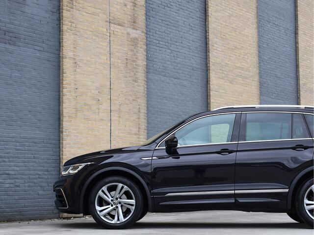 Volkswagen TIGUAN 1.4 TSI 150PK R-Line Pano | IQ.Light | HUD | Leder | Memory | Carplay