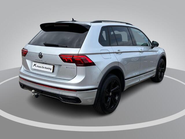 Volkswagen TIGUAN 1.4TSIeHybrid 180kW/245PK R-Line Black Style · Panoramadak · Trekhaak · 360°Camera + Parkeersensoren ·