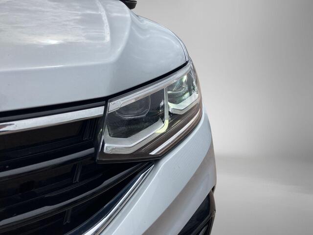 Volkswagen TIGUAN 1.4TSIeHybrid 180kW/245PK R-Line Black Style · Panoramadak · Trekhaak · 360°Camera + Parkeersensoren ·