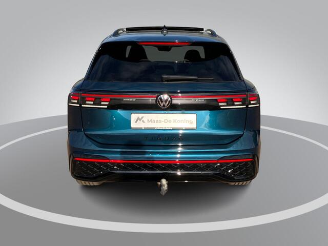 Volkswagen TIGUAN 1.5 eHybrid 150KW/204PK R-Line Blackstyle · Panoramadak · Trekhaak · Apple/Android Car Play · 360° Camera · Garantie t/m 14-10-2030 of 100000km.