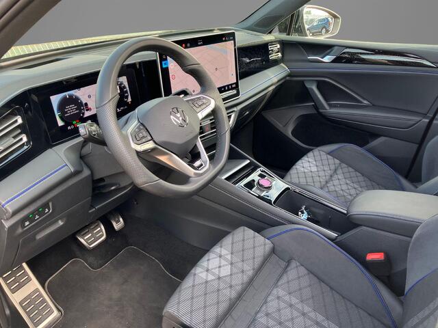 Volkswagen TIGUAN 1.5 eHybrid 150KW/204PK R-Line Blackstyle · Panoramadak · Trekhaak · Apple/Android Car Play · 360° Camera · Garantie t/m 14-10-2030 of 100000km.