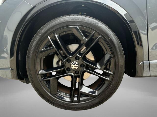 Volkswagen TIGUAN 1.5 eTSI 150pk DSG R-Line Edition · 360 Camera · Apple/Android Car Play · Sfeerverlichting · Massage · Black Style · 20'' Inch ·
