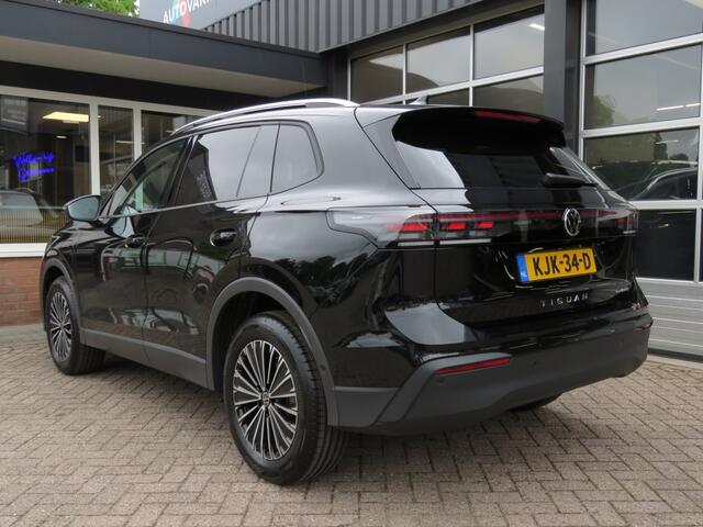 Volkswagen TIGUAN 1.5 eHybrid 204pk LIFE ED. / Trekhaak / IQ Light / Elec.achterklep / Stuurenstoelverw. / FABRIEKS garantie