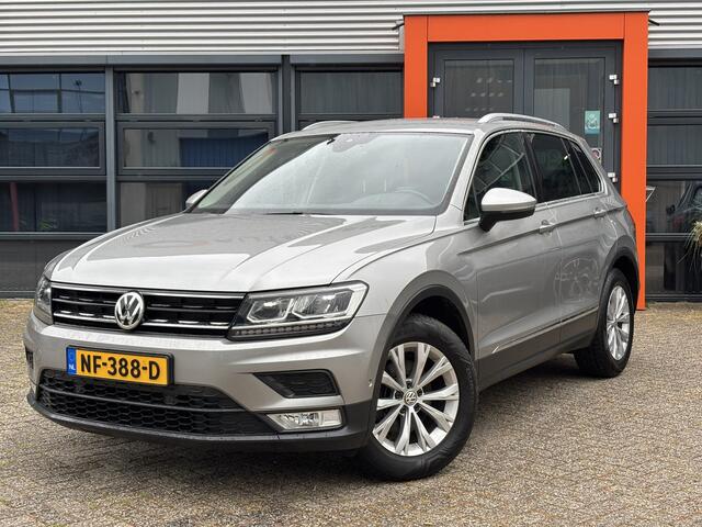 Volkswagen TIGUAN 1.4 TSI Connected Series / NL auto / Camera / Navi / Trekhaak / Allseason Banden /