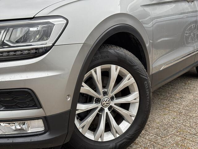 Volkswagen TIGUAN 1.4 TSI Connected Series / NL auto / Camera / Navi / Trekhaak / Allseason Banden /