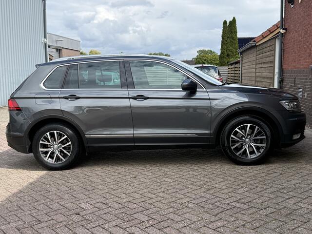 Volkswagen TIGUAN 1.4 TSI ACT Connected Series | AUTOMAAT | 1e EIG. | PANO | TREKHAAK | NAVI | MASSAGE |