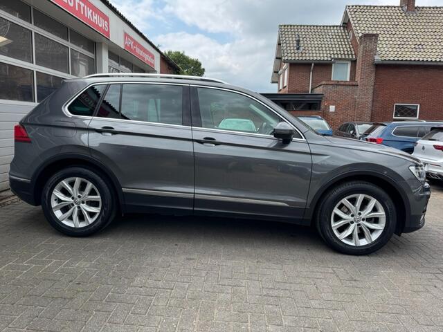 Volkswagen TIGUAN 1.4TSI 150PK DSG Highline Virtual Full-Led ACC Keyless Navi Trekhaak