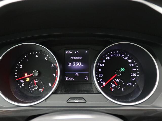 Volkswagen TIGUAN 1.5 TSI Life 150PK DSG Trekhaak, Achteruitrijcamera, Stoel-Stuurverwarming, 18" LM Velgen, Navi, Parkeersensoren voor en achter