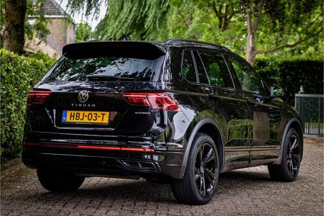 Volkswagen TIGUAN 1.4 TSI eHybrid R-Line Business+ IQ Light Head Up 360 Camera ACC Trekhaak DCC