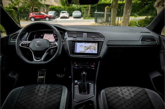 Volkswagen TIGUAN 1.4 TSI eHybrid R-Line Business+ IQ Light Head Up 360 Camera ACC Trekhaak DCC