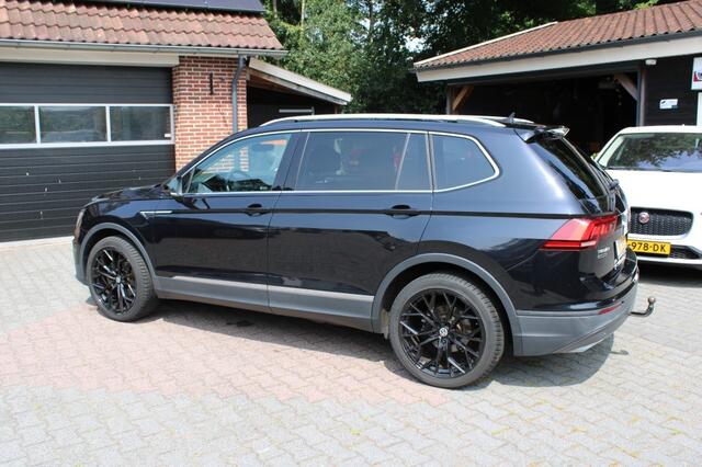 Volkswagen TIGUAN 1.4 TSI Comfort line Business 7 Persoons - Navi trekhaak carplay