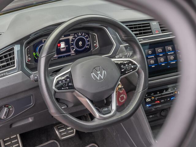 Volkswagen TIGUAN 1.4 TSI eHybrid R-Line Business+ | IQ-Light | Pano | Eerste eigenaar