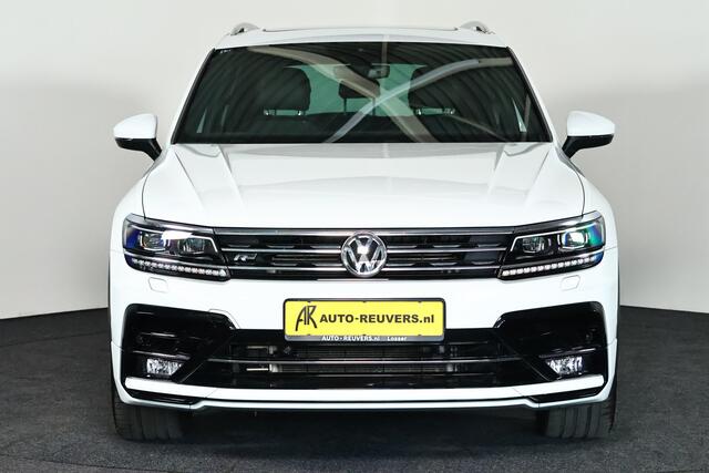 Volkswagen TIGUAN 2.0 TSI 4Motion R-Line Panorama / Opendak / ACC / Navigatie / Lane / Frontassist