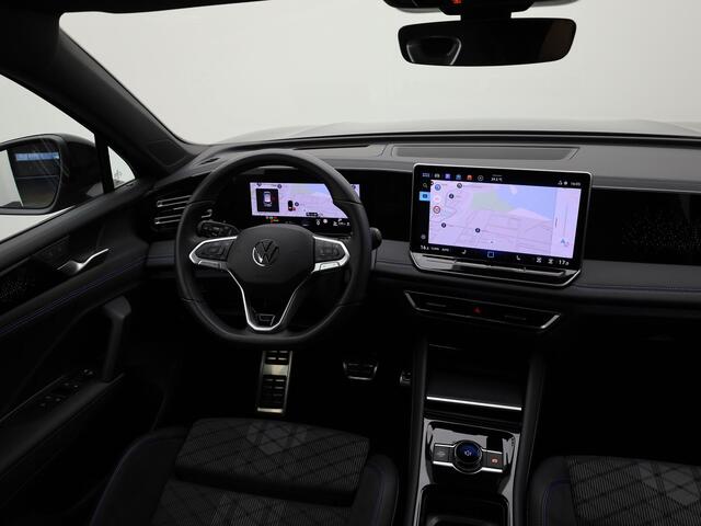 Volkswagen TIGUAN 1.5 eTSI R-Line Edition | Head Up | Side Assist | Black Style | Prijs Rijklaar!!