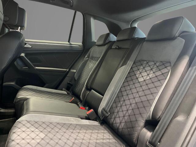 Volkswagen TIGUAN 1.4 TSI 245pk DSG eHybrid R-Line Business · Apple/Android Car Play · Wegklapbare Trekhaak · Alarm · Dodehoek Detectie · Stoel-& Stuurverwarming · 19'' Inch ·