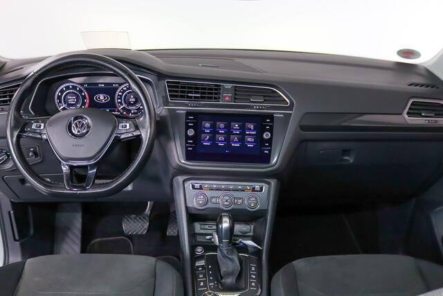 Volkswagen TIGUAN Allspace 2.0 TSI 4Motion Highline 7-Persoons Trekhaak, 360Camera, LED, Head-Up