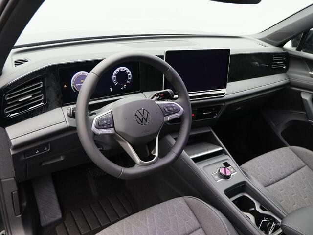 Volkswagen TIGUAN Limited Edition 1.5 eHybrid 204 PK | Trekhaak | Navigatie | Adaptieve Cruise Control | Adaptief Onderstel |