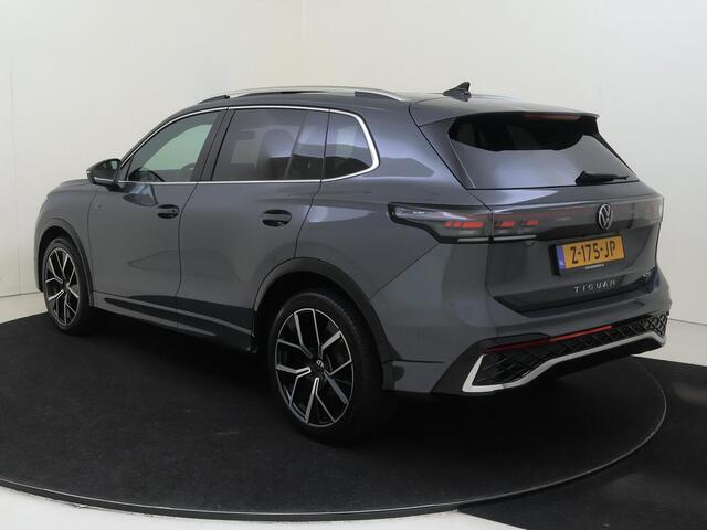 Volkswagen TIGUAN 1.5 eTSI R-Line Business | Panoramadak | Head-up display | 360 camera | Harman/Kardon | Keyless | Stoel- en stuurwielverwarming | Dodehoekdetectie | Navigatie |