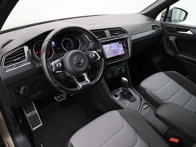 Volkswagen TIGUAN 1.4 TSI ACT Highline Business R | 3x R-Line | Camera | Trekhaak | Prijs Rijklaar!!