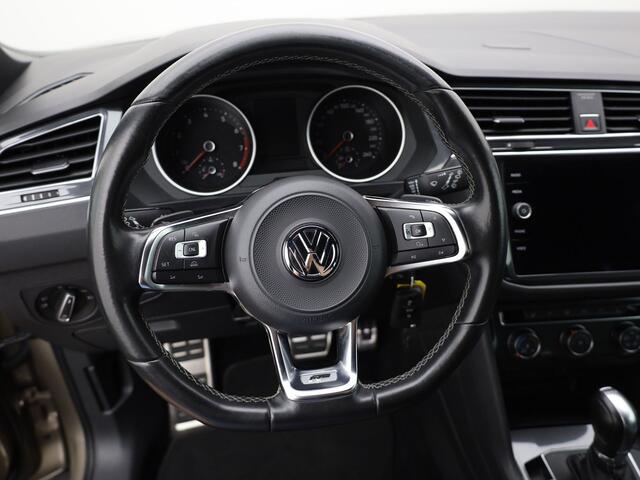 Volkswagen TIGUAN 1.4 TSI ACT Highline Business R | 3x R-Line | Camera | Trekhaak | Prijs Rijklaar!!