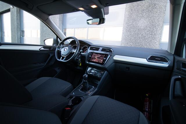Volkswagen TIGUAN 1.4 TSI Comfortline Business | Trekhaak | Carplay | Climate | ACC | Bluetooth | Stuurbediening Navigatie | Camera | DAB | Garantie