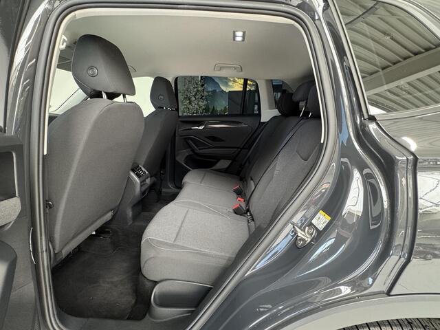 Volkswagen TIGUAN 1.5 eTSI | Navigatie | Camera | Stoelverwarming | Climate Control |