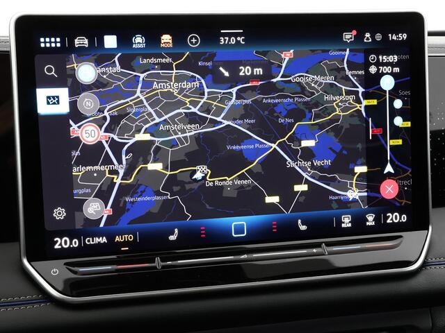 Volkswagen TIGUAN 1.5eTSI/150PK R-Line Blackstyle DSG · Panoramadak · Trekhaak · Apple/Android Car Play · Camera · Garantie t/m 30-09-2030 of 100000km.