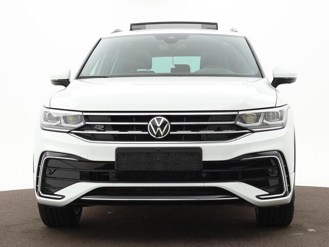 Volkswagen TIGUAN 1.4 TSI 245pk DSG eHybrid R-Line Business · Panoramadak · 360 Camera · Wegklapbare Trekhaak · Stoelverwarming · Matrix LED · Head-Up · 19'' Inch ·