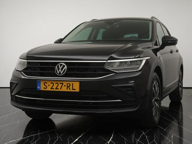 Volkswagen TIGUAN 1.5 TSI DSG Life Automaat - Navigatie - Camera - Climate control - Adaptive cruise control - Stoelverwarming - 12 maanden garantie