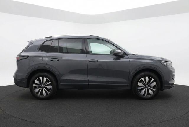 Volkswagen TIGUAN 1.5 eTSI Pano l 360 Camera l Blindspot l IQ Lights