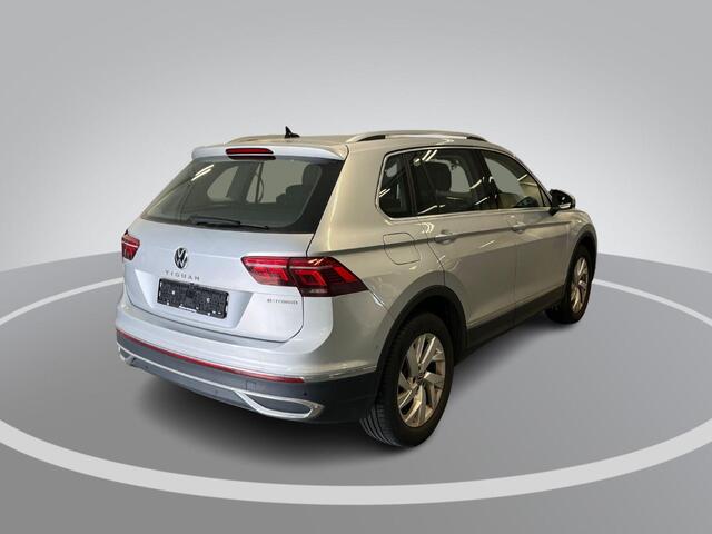 Volkswagen TIGUAN 1.4 TSI 245pk DSG eHybrid Elegance · 360 Camera · Wegklapbare Trekhaak · Apple/Android Car Play · Dodehoek Detectie · 18'' Inch ·