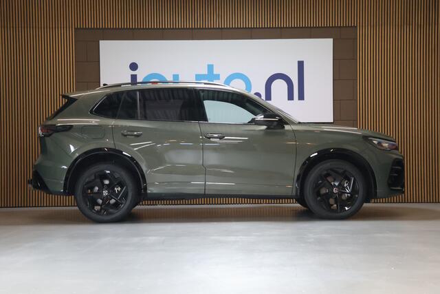Volkswagen TIGUAN 1.5 eHybrid 272pk R-Line Edition Pano/IQ.Light/Head-up/360/ACC/Trekhaak wegkl./ErgoActive/Dodehoek/19"/DCC