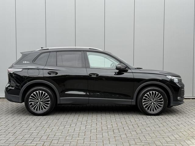 Volkswagen TIGUAN 1.5 eTSI Life Edition GOAL Trekhaak 3D Camera Carplay IQ-Light Automaat