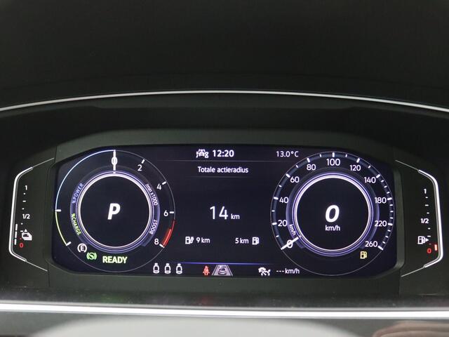 Volkswagen TIGUAN 1.4 TSI eHybrid Life 245PK DSG SOH 90%, Achteruitrijcamera, Side Assist, Digital Cockpit, Adaptieve Cruise Controle, PDC Voor en Achter,Navi via Apple Carplay/Android Auto,