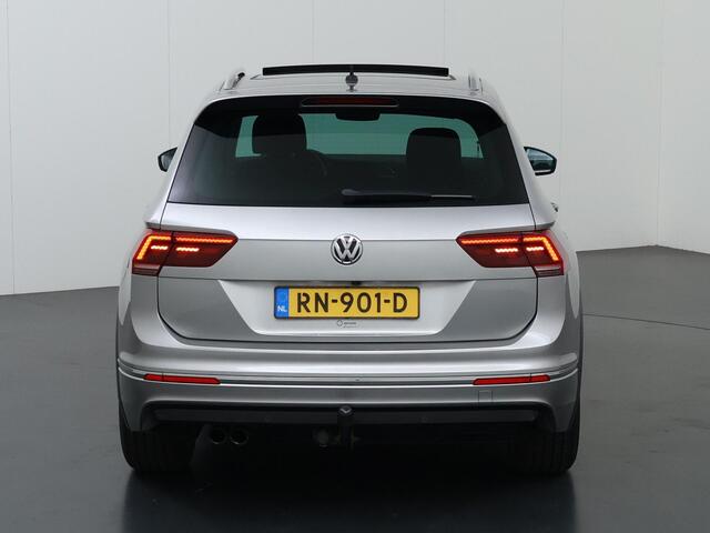 Volkswagen TIGUAN 1.4 TSI ACT Highline R-Line | Sportstoelen | Virtual Cockpit | Navigatie | Camera | Trekhaak | DAB | Apple CarPlay/Android Auto | Panoramadak | Stoelverwarming | Adaptieve Cruise Control |