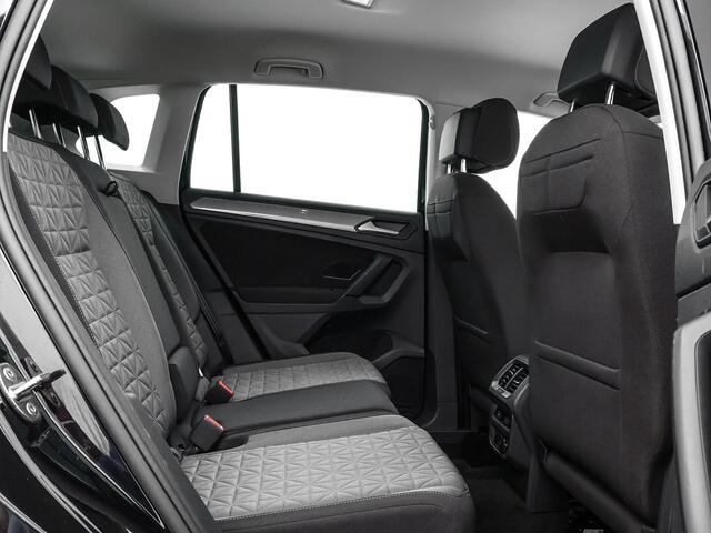 Volkswagen TIGUAN 1.5 TSI 150pk DSG Elegance · Camera · Apple/Android Car Play · Stuur- & Stoelverwarming · ACC · Elek. Inklapbare Spiegels ·