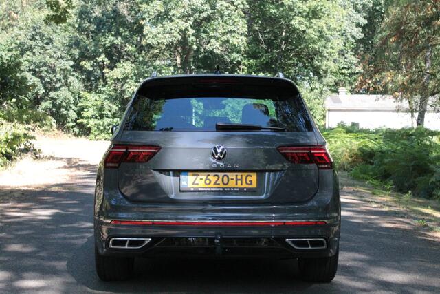 Volkswagen TIGUAN 1.5 TSI R-Line Business | Carplay | Trekhaak